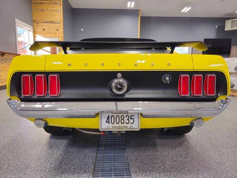 Unknown-Mustang-1969-yellow-black-6