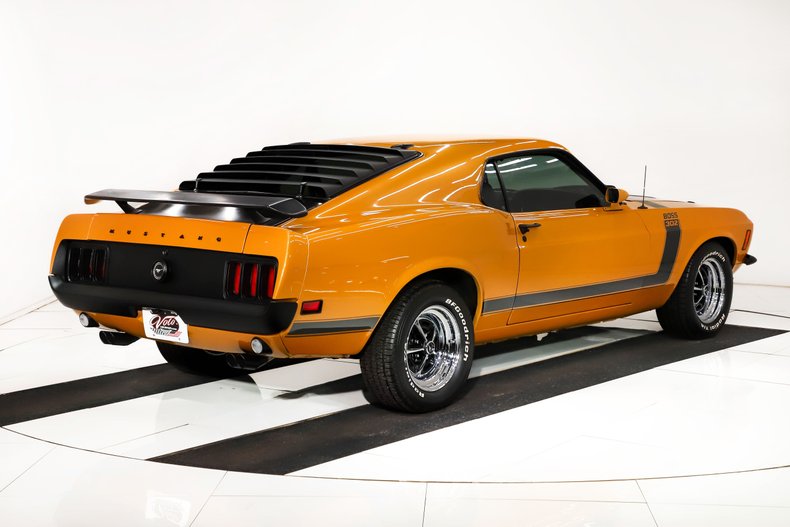 Unknown-Mustang-1970-Butterscotch-Metalli-Black-27