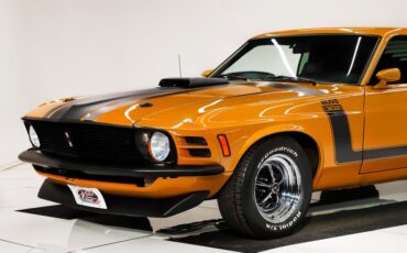 Unknown-Mustang-1970-Butterscotch-Metalli-Black-3