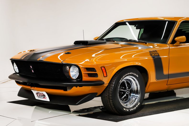 Unknown-Mustang-1970-Butterscotch-Metalli-Black-3