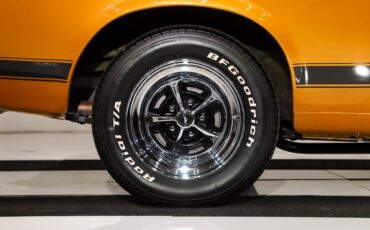 Unknown-Mustang-1970-Butterscotch-Metalli-Black-39