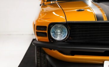 Unknown-Mustang-1970-Butterscotch-Metalli-Black-42