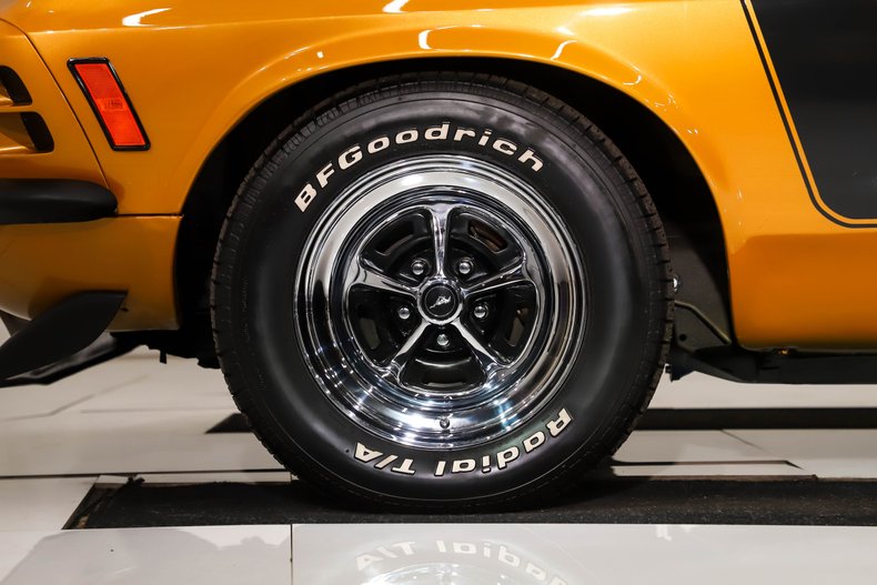 Unknown-Mustang-1970-Butterscotch-Metalli-Black-46