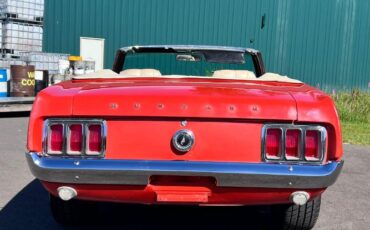 Unknown-Mustang-1970-Calypso-CoralWhite-White-Knit-Vinyl-Del-7