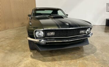 Unknown-Mustang-1970-Dark-Green-Black-14