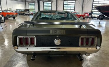 Unknown-Mustang-1970-Dark-Green-Black-5
