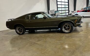 Unknown-Mustang-1970-Dark-Green-Black-7