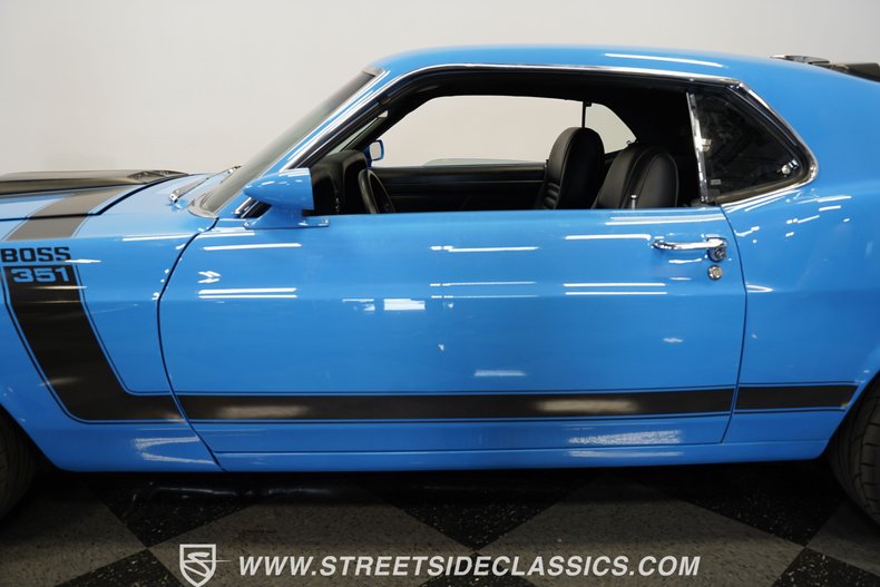 Unknown-Mustang-1970-Grabber-Blue-Black-17