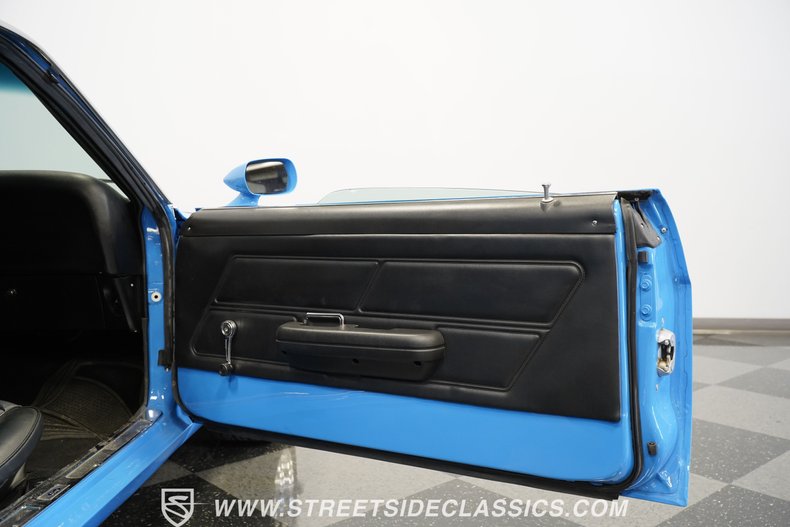 Unknown-Mustang-1970-Grabber-Blue-Black-43