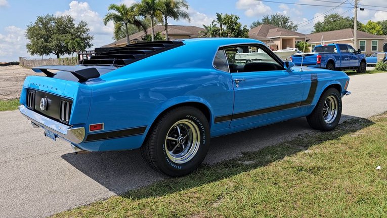 Unknown-Mustang-1970-Grabber-Blue-Black-8