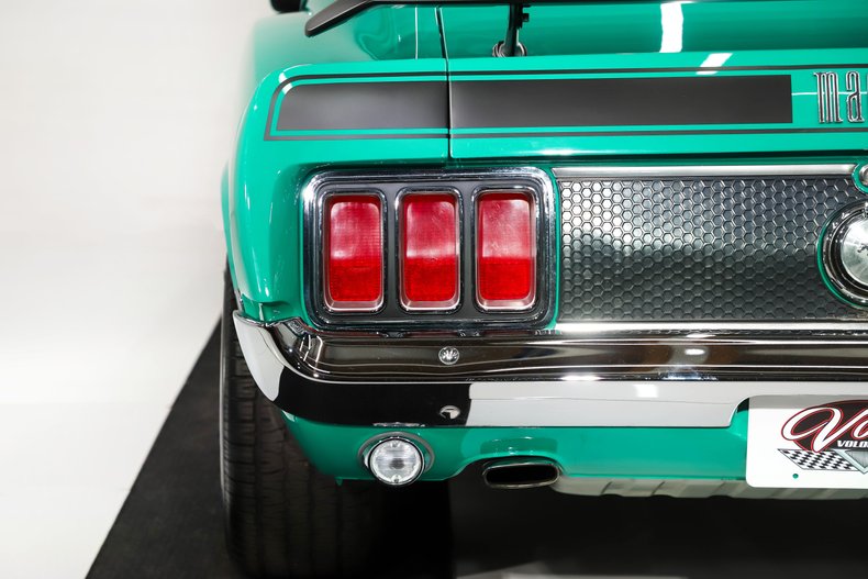 Unknown-Mustang-1970-Grabber-Green-Black-Deluxe-13