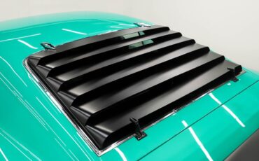 Unknown-Mustang-1970-Grabber-Green-Black-Deluxe-15