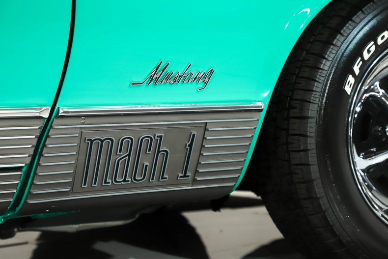 Unknown-Mustang-1970-Grabber-Green-Black-Deluxe-22