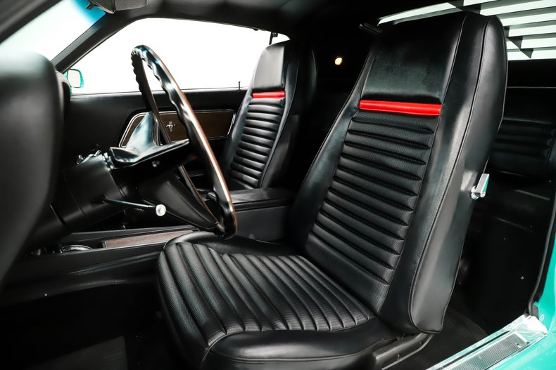 Unknown-Mustang-1970-Grabber-Green-Black-Deluxe-23