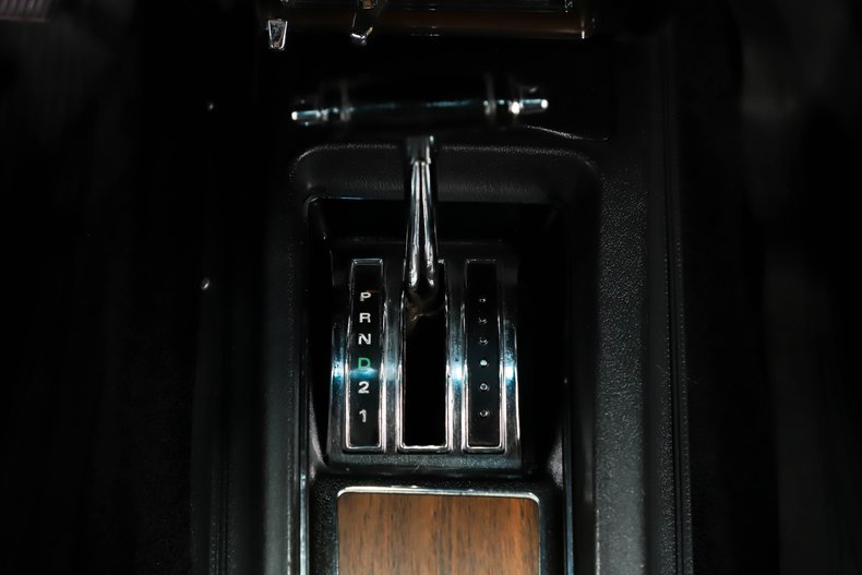 Unknown-Mustang-1970-Grabber-Green-Black-Deluxe-3