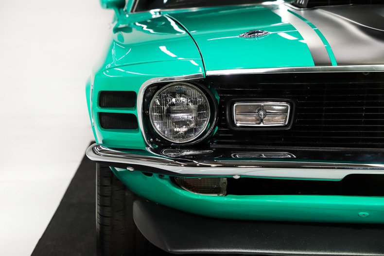 Unknown-Mustang-1970-Grabber-Green-Black-Deluxe-39