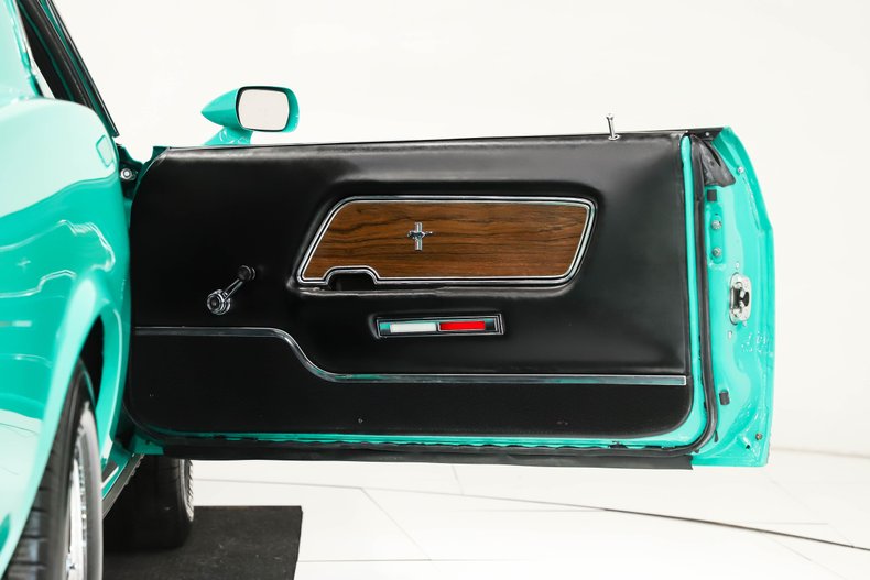 Unknown-Mustang-1970-Grabber-Green-Black-Deluxe-43