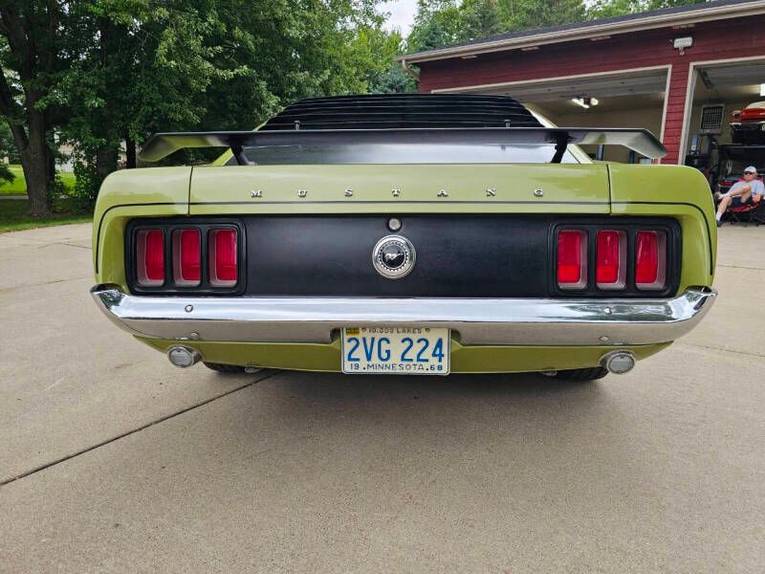 Unknown-Mustang-1970-Green-Green-14