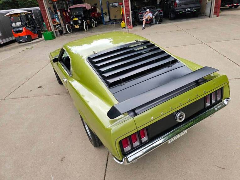 Unknown-Mustang-1970-Green-Green-22