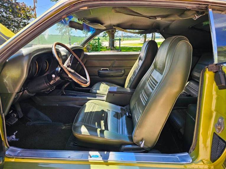 Unknown-Mustang-1970-Green-Green-8