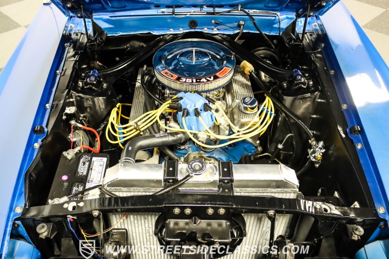 Unknown-Mustang-1970-Medium-Bright-Blue-M-Blue-2
