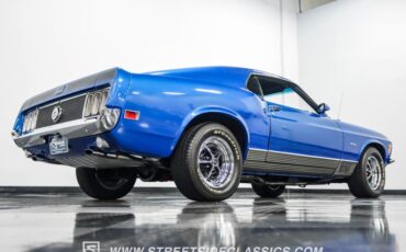 Unknown-Mustang-1970-Medium-Bright-Blue-M-Blue-40