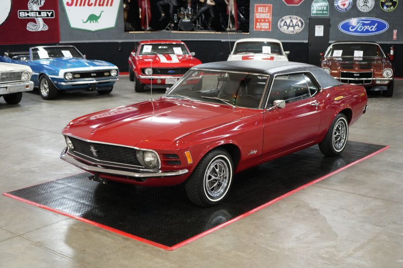 Unknown-Mustang-1970-Red-Black-21