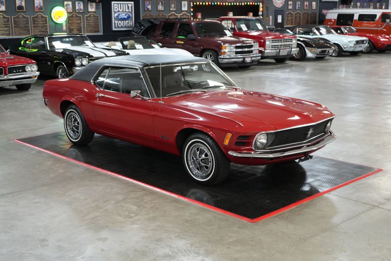 Unknown-Mustang-1970-Red-Black-27
