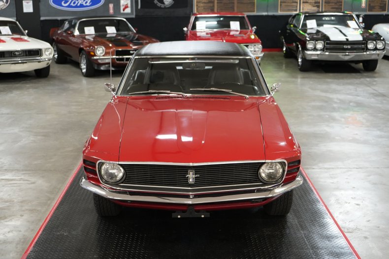 Unknown-Mustang-1970-Red-Black-28