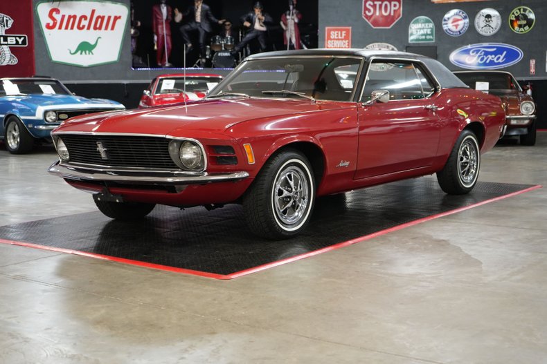 Unknown-Mustang-1970-Red-Black-29