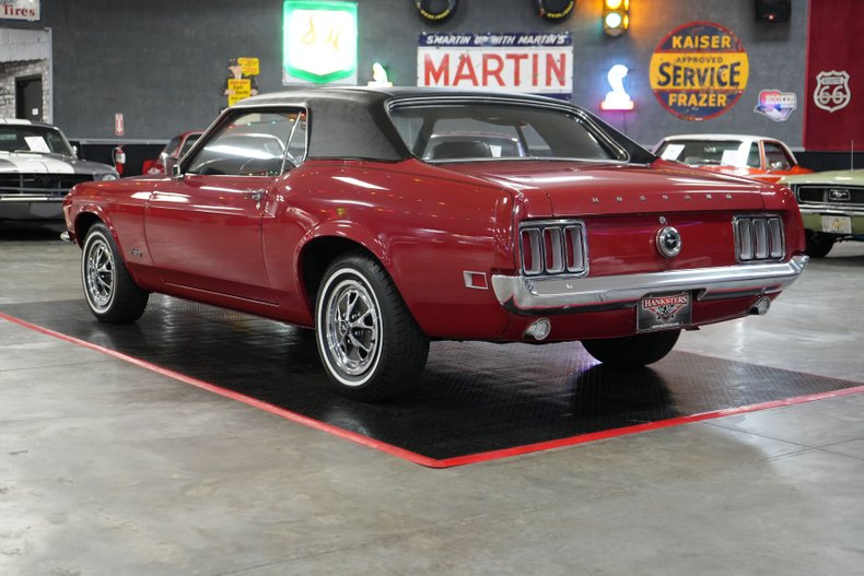 Unknown-Mustang-1970-Red-Black-31