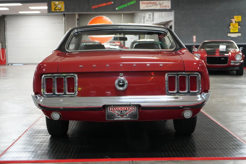 Unknown-Mustang-1970-Red-Black-32