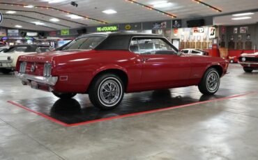 Unknown-Mustang-1970-Red-Black-33