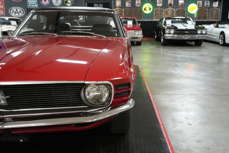 Unknown-Mustang-1970-Red-Black-35