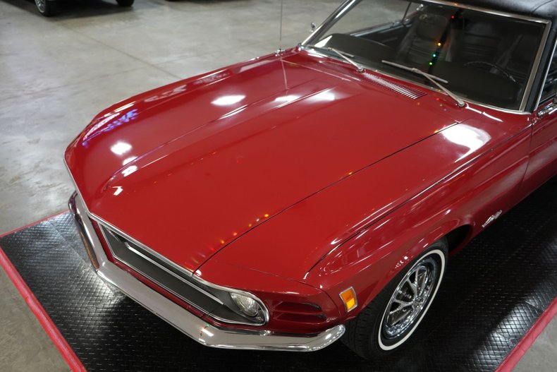 Unknown-Mustang-1970-Red-Black-39