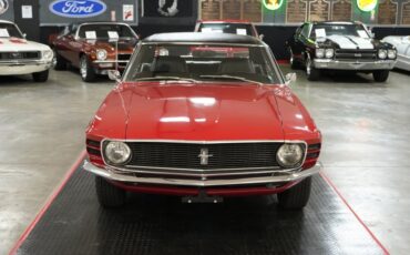 Unknown-Mustang-1970-Red-Black-7