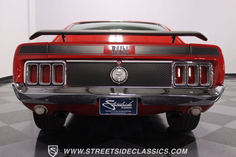 Unknown-Mustang-1970-Red-White-10