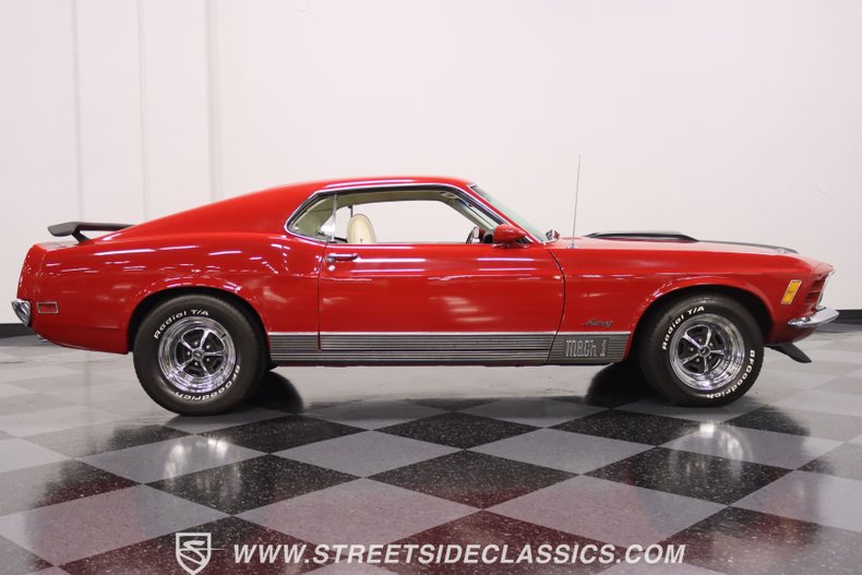 Unknown-Mustang-1970-Red-White-14