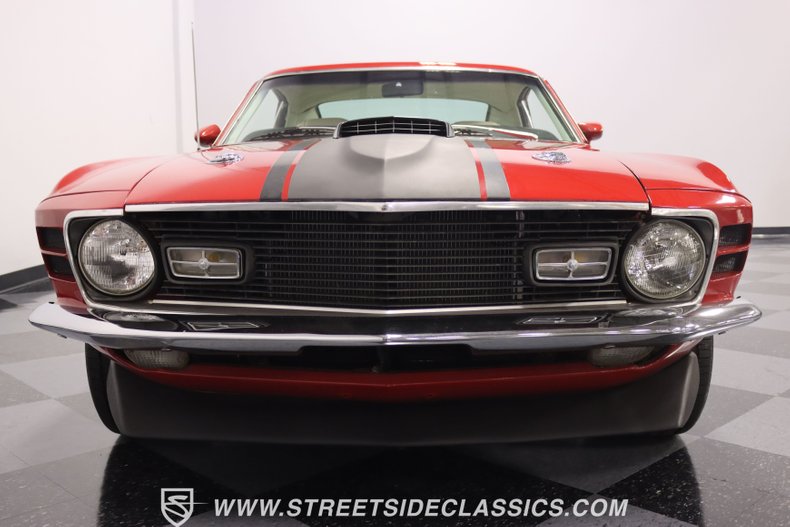 Unknown-Mustang-1970-Red-White-16
