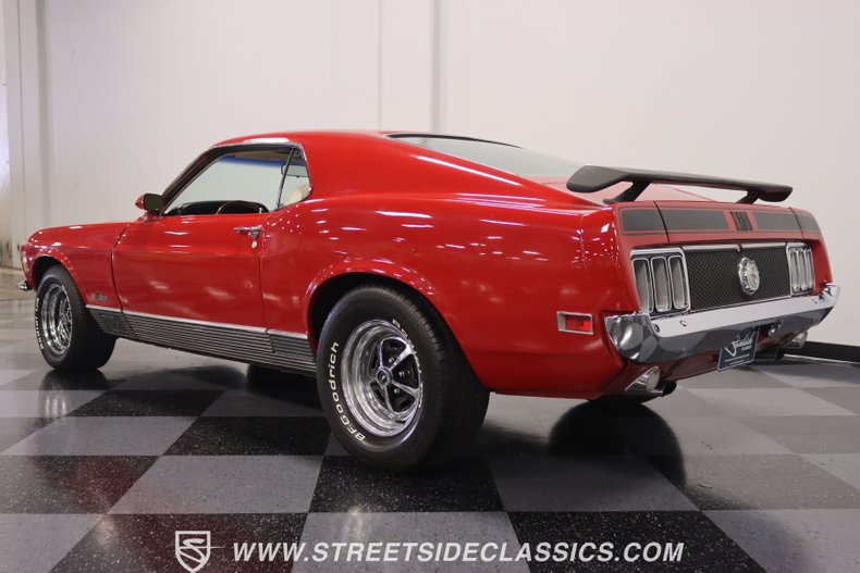 Unknown-Mustang-1970-Red-White-4