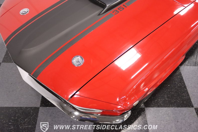 Unknown-Mustang-1970-Red-White-46