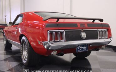 Unknown-Mustang-1970-Red-White-5