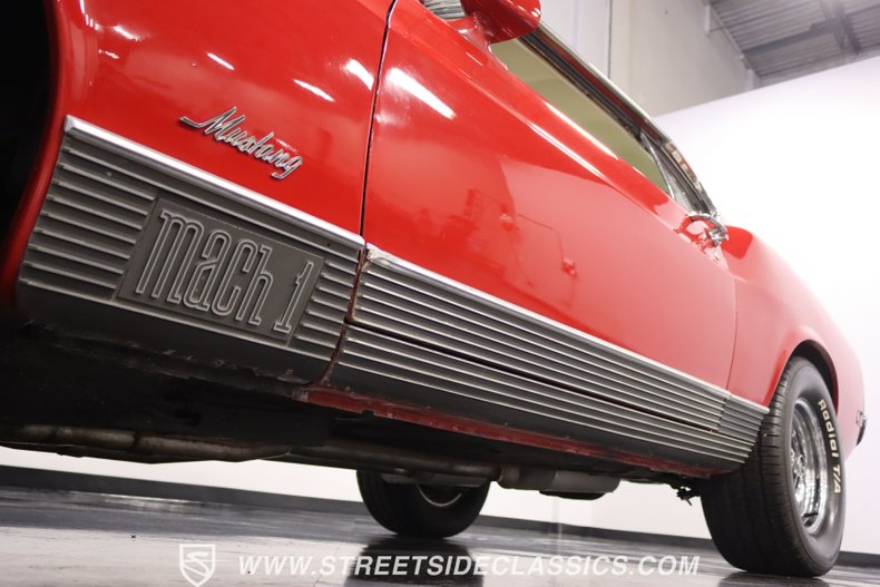 Unknown-Mustang-1970-Red-White-6
