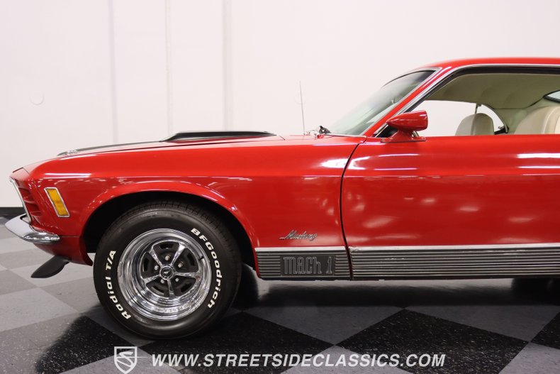 Unknown-Mustang-1970-Red-White-7