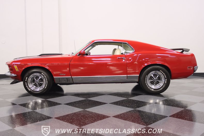 Unknown-Mustang-1970-Red-White