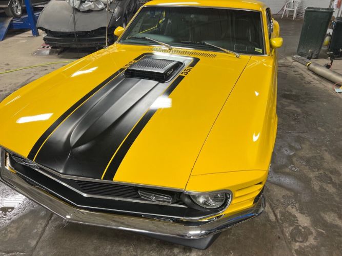 Unknown-Mustang-1970-Screaming-Yellow-Cal-1