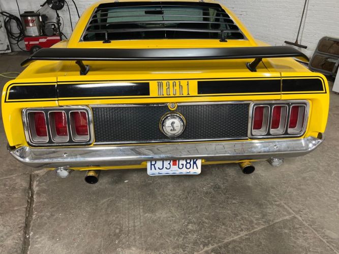 Unknown-Mustang-1970-Screaming-Yellow-Cal