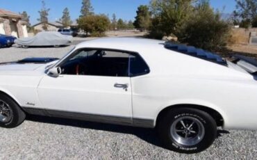Unknown-Mustang-1970-White-1