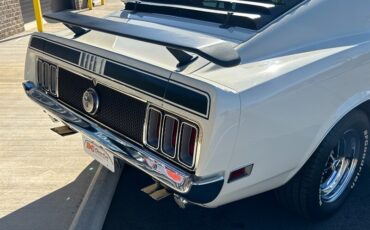 Unknown-Mustang-1970-White-Black-18