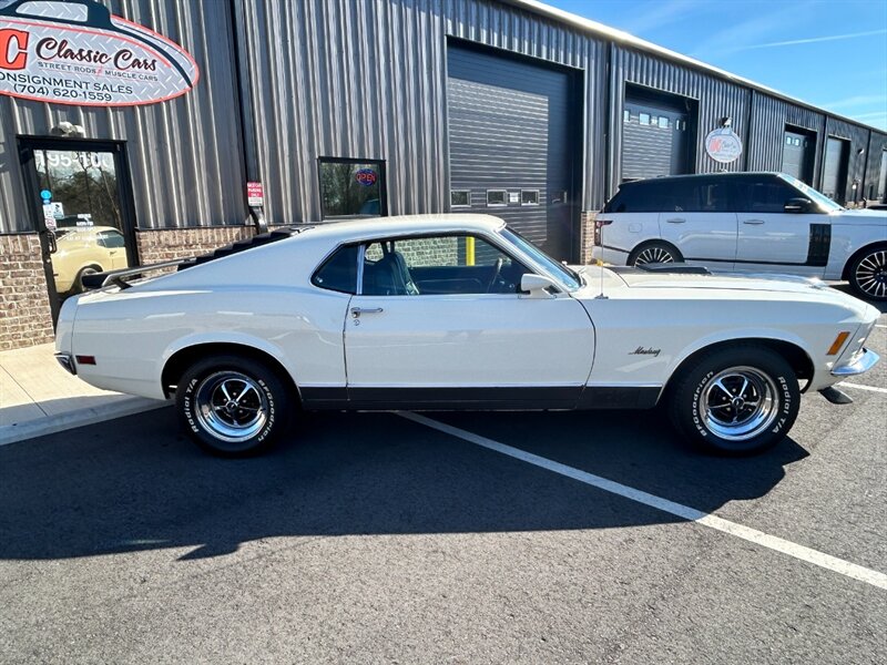 Unknown-Mustang-1970-White-Black-20